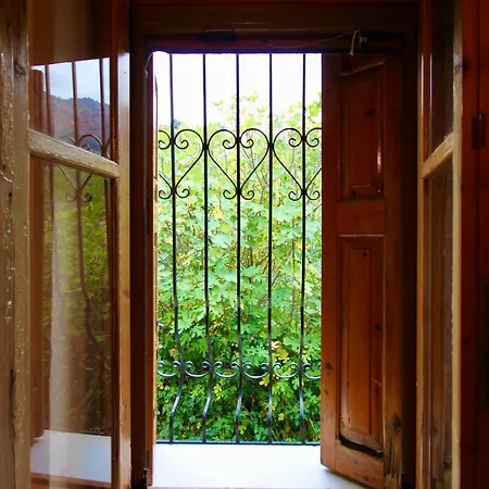 7hills Traditional By The Waterfall Holiday home Eptalofos